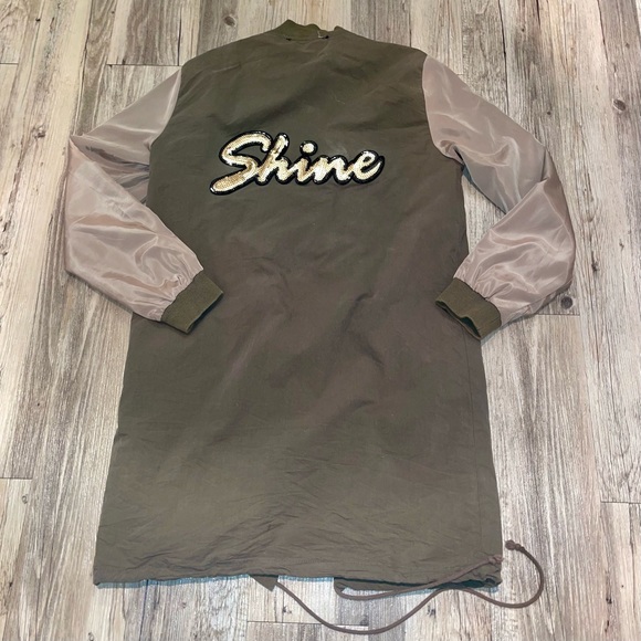 Women’s Forever 21 Small/Medium Longline Bomber Jacket - Picture 3 of 3